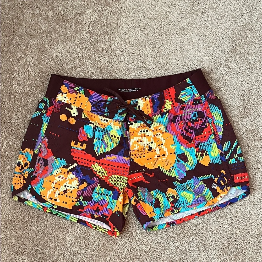Columbia Active/Swim Madder Brown Tapestry Groovy Creek Shorts - Picture 2 of 8